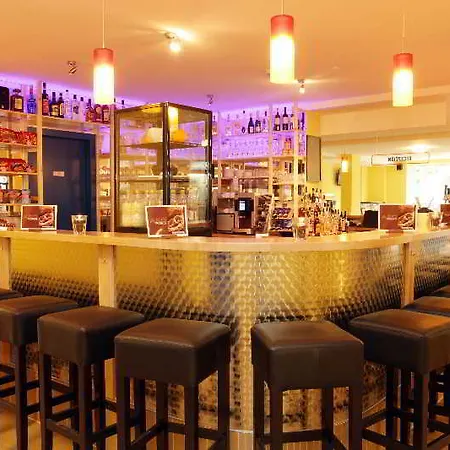 A&o Otel