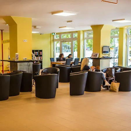 A&o Otel 2*