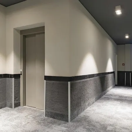Hotel A&o 2*
